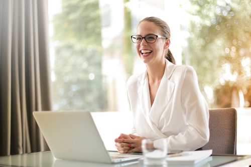 choosing office uniforms